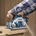 Makita DHS680Z Δισκοπρίονο 18V Solo με Σύστημα Αναρρόφησης - Image 1