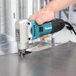 Makita Ηλεκτρικό Ψαλίδι Λαμαρίνας 380W - Image 3